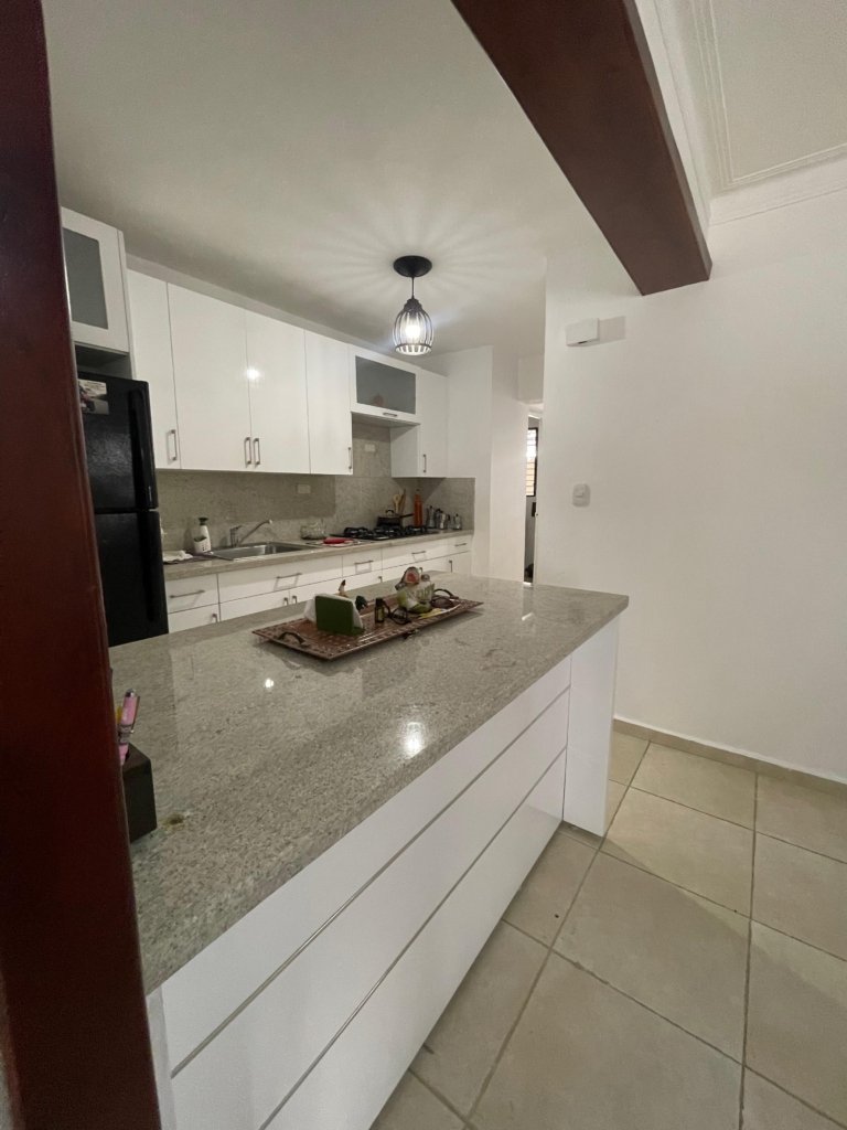 Cómodo Apartamento de 3 Habitaciones y 2 Baños en Santiago de los Caballeros
